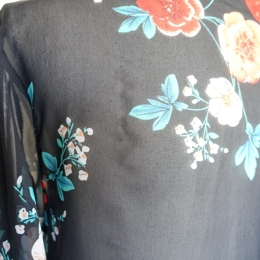 Black Floral Kimono - Picture 7 of 7